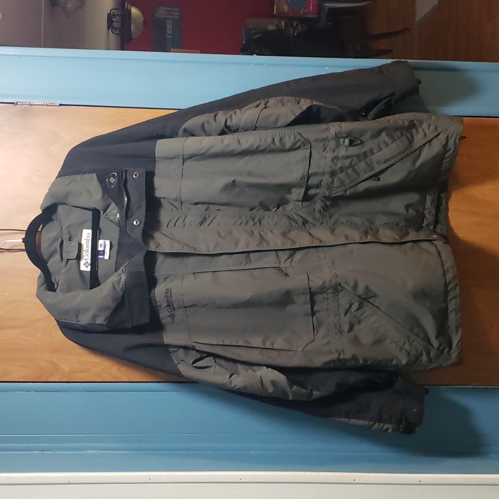 Men's Columbia Jacket